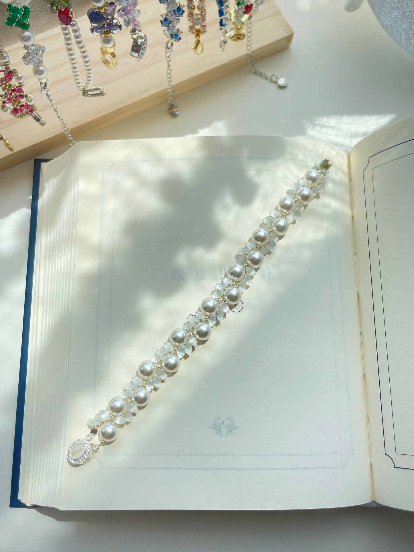 【K11】All-in-One Beginner's Bracelet Making Kit | Premium Zirconia & Faux Pearls | Includes Video Tutorial