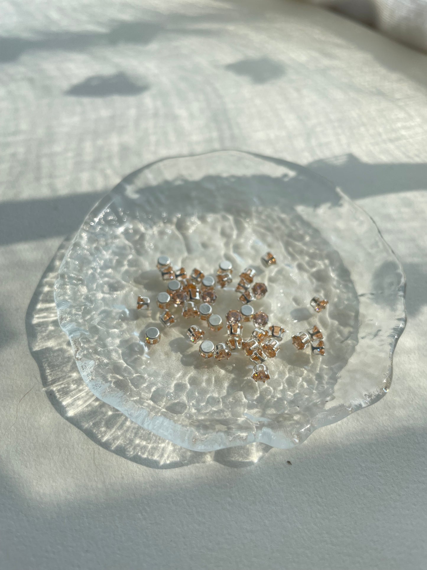 【Z02】50PCS 4 mm Round Zircon Beads – Silver-Plated DIY Jewelry Supplies