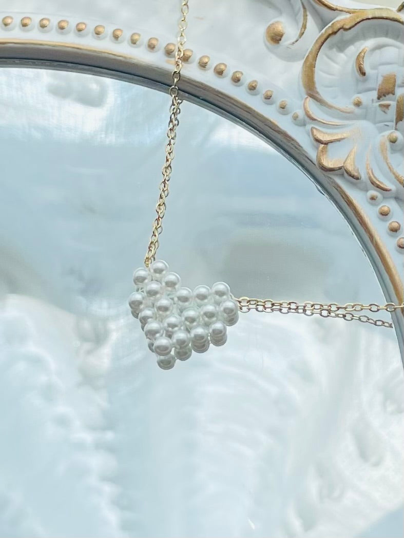 【N02】Handmade Necklace – Pure Heart Design(Crystal Pearl)