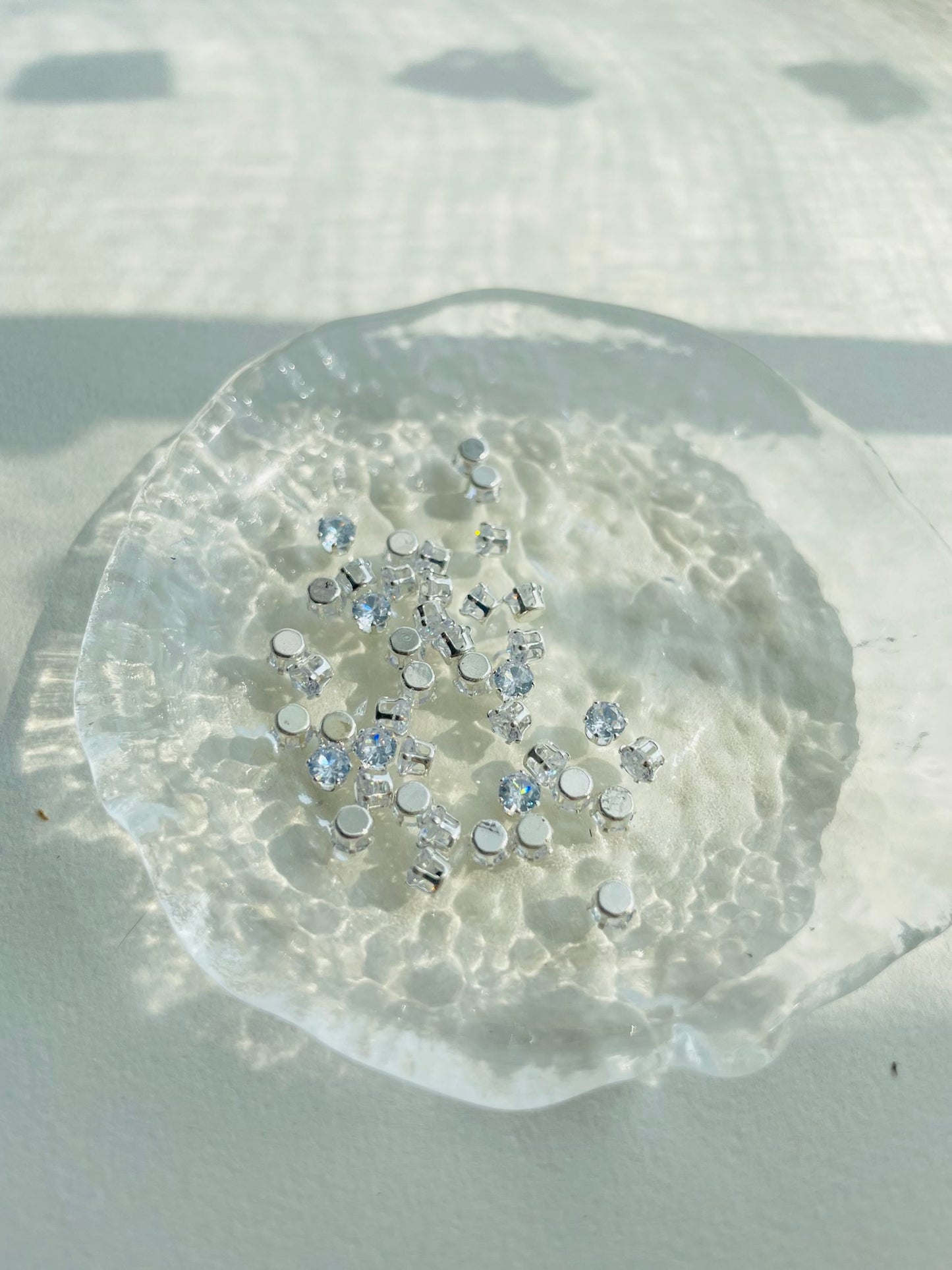 【Z02】50PCS 4 mm Round Zircon Beads – Silver-Plated DIY Jewelry Supplies