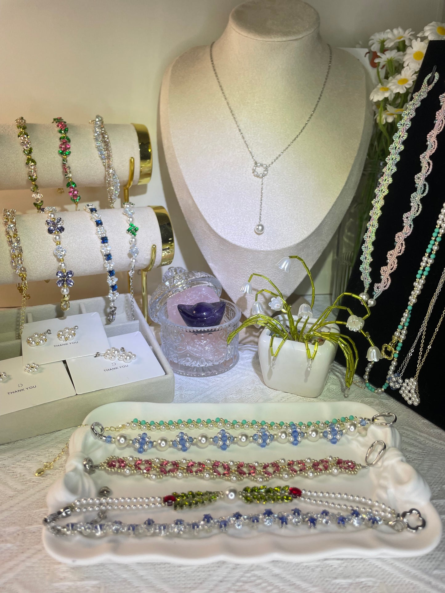 DIY Jewelry - Claim in Live